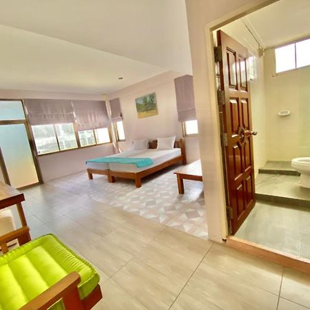 No7 Guesthouse Краби Экстерьер фото