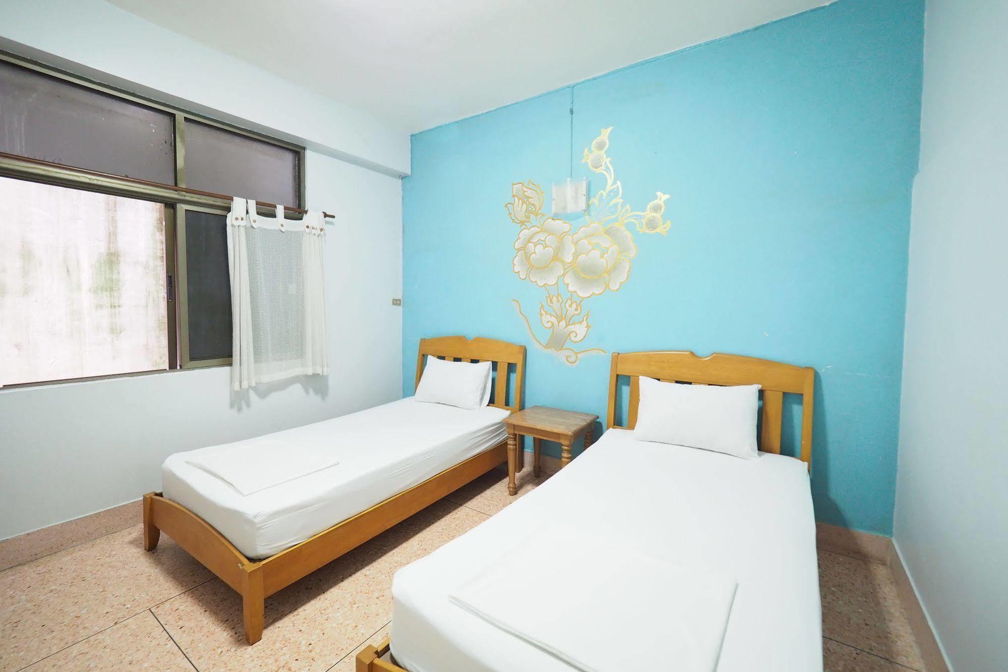 No7 Guesthouse Краби Экстерьер фото